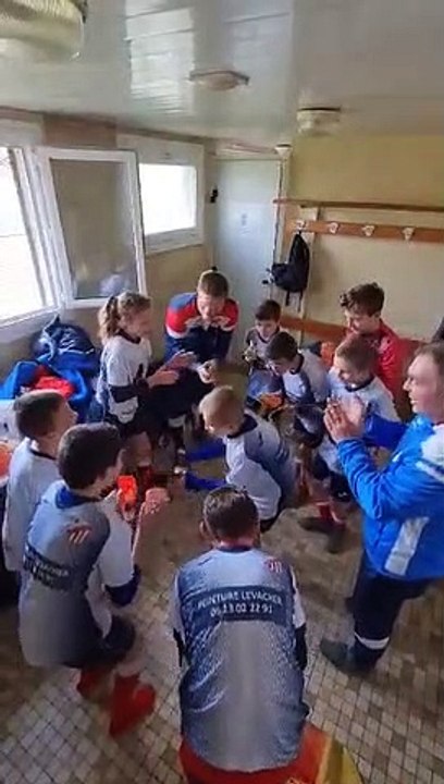 Célébration Victoire ! ES Tourville / FC Dieppe 2 (Championnat U13 D1 le 05/02/2022)