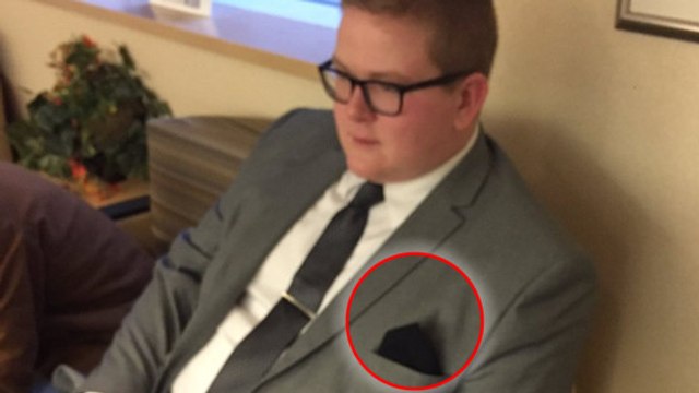 The Photo Of This Man Wearing A Suit On A Hospital Ward Has Gone Viral For A Surprising Reason
