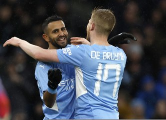 FA Cup : Mahrez brille, City qualifié pour les 8es !