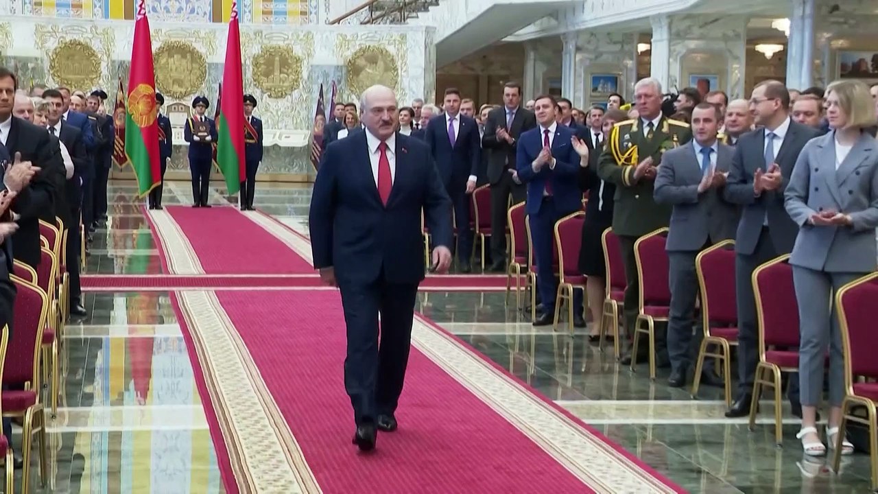 Lukashenko torna a parlare di dimissioni