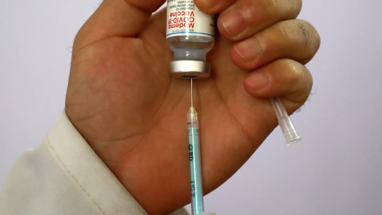 COVID: Hospitalised patients likely to develop dangerous ‘self-attacking’ antibodies