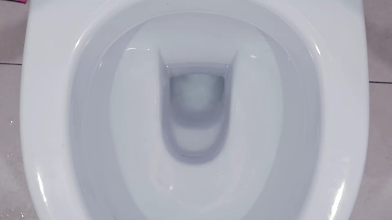 Your nighttime toilet routine could be a sign ‘aggressive cancer,’ health experts warn