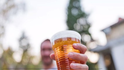 Takeaway plastic pints to be allowed starting April 12