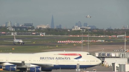 Passengers stranded on plane for five hours as pilot tests positive for Covid