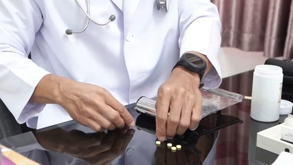 Pedophile doctor jailed after being caught attempting to meet a ‘15-year-old girl’