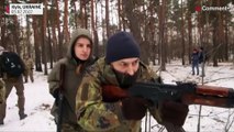 شاهد: مدنيون أوكرانيون يتدربون استعداداً لغزو روسي محتمل