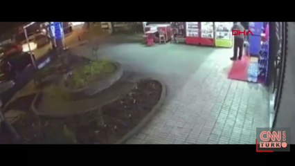 Telefonla konuştuğu sırada hayatının şokunu yaşadı! Her şey bir anda oldu