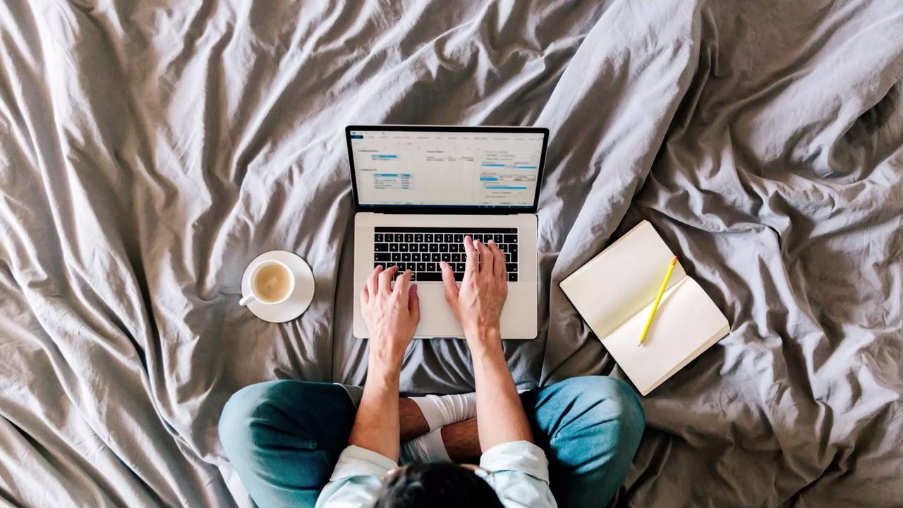 How to work from your bed without hurting your back