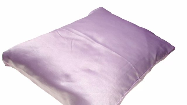 Shoppers are raging about Aldi's new silk pillowcase