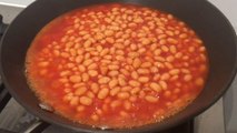 Police warn shops against selling baked beans to kids following new TikTok trend
