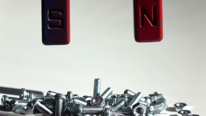 Man With 'Magnetic Powers' After COVID Vaccination To Be Rewarded £1000 if He Can Prove It