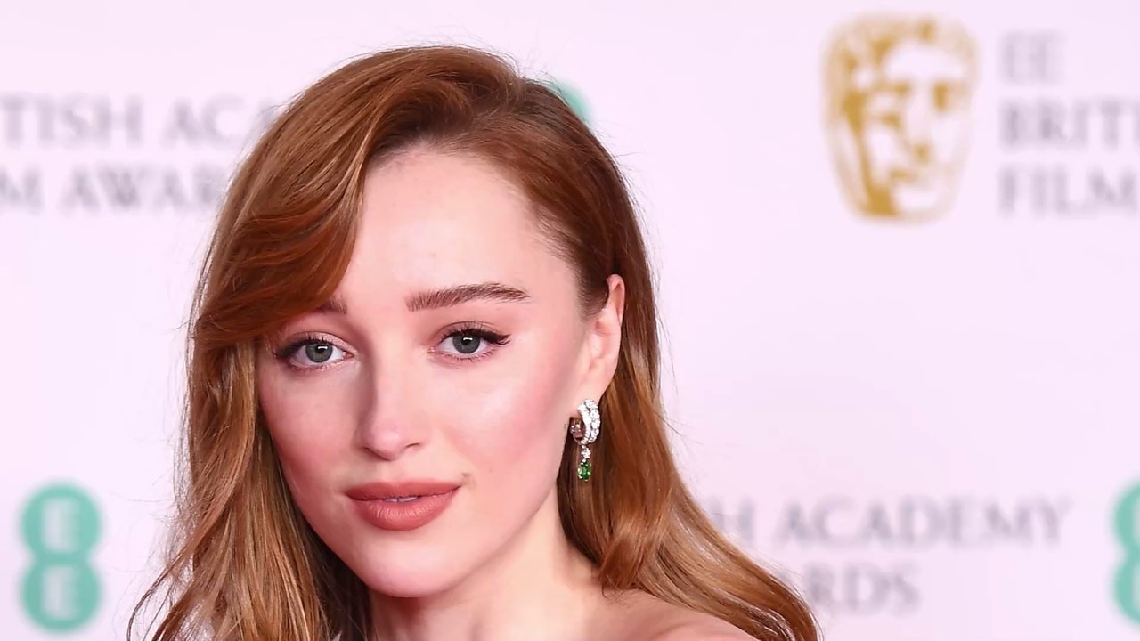 La Chronique des Bridgerton : Phoebe Dynevor en pleine rupture avec Pete Davidson ?