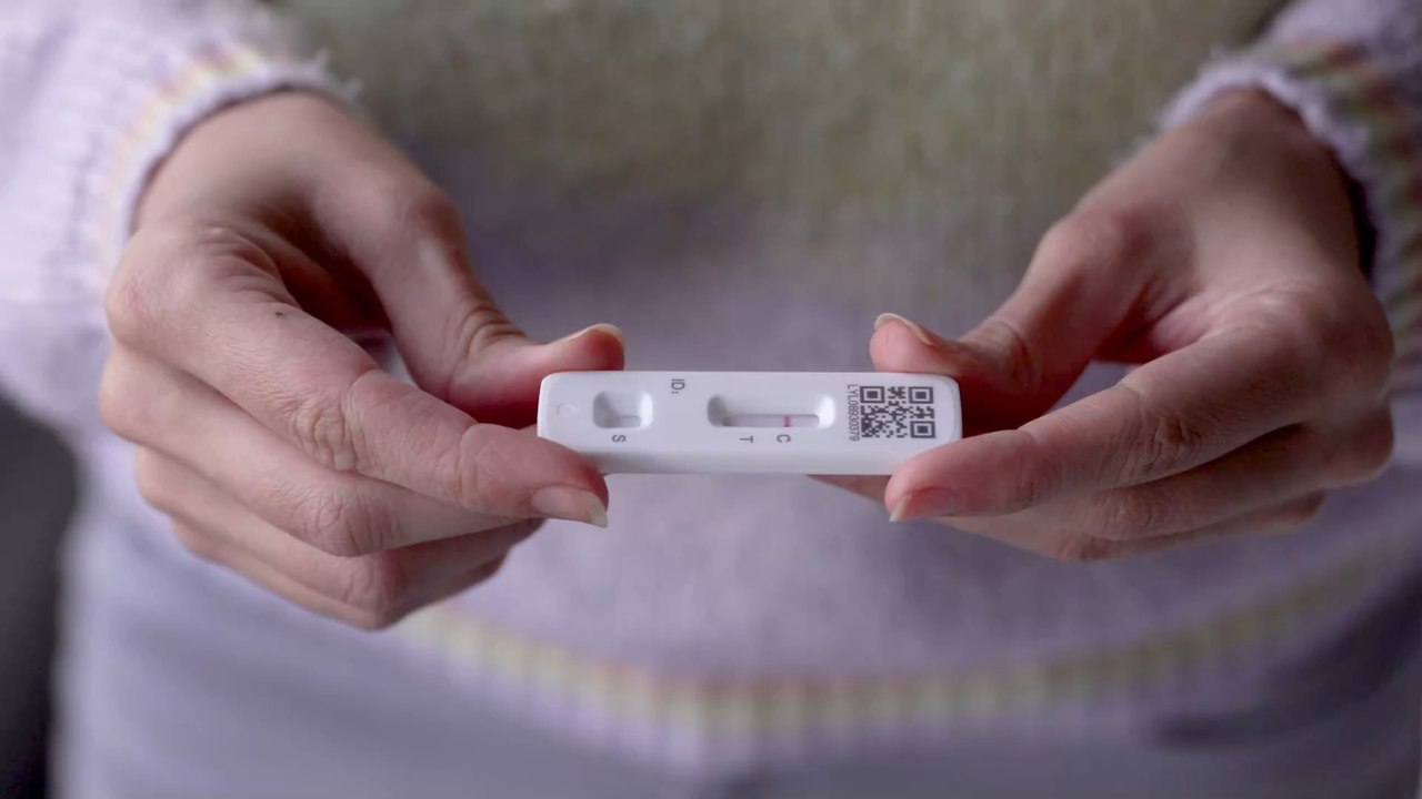 Omicron: Throat swabs lateral flow tests could be more accurate