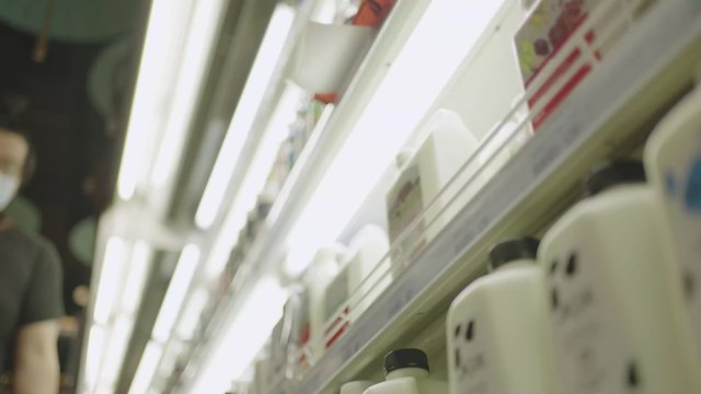 'Sniff test': This is how to tell if your milk has gone bad