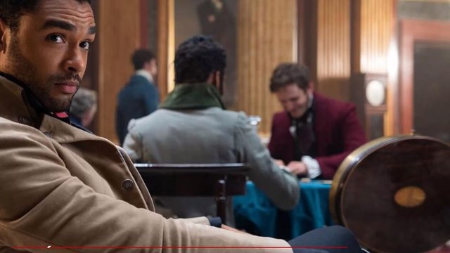 Regé-Jean Page (La Chronique des Bridgerton) en couple : il dévoile pour la première fois sa compagne