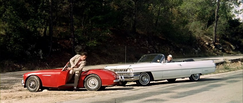 LE CORNIAUD Film Extrait - Louis de Funès, Bourvil - Écrase!