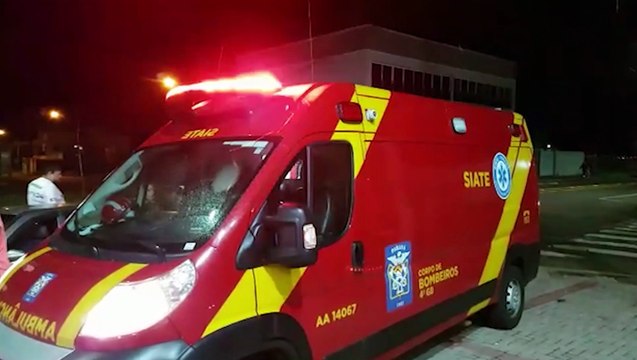 Forte colisão entre Gol e Palio deixa uma pessoa ferida no Florais do Paraná