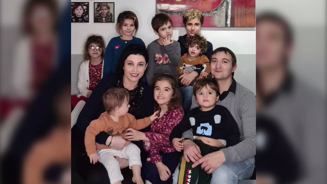 Familles nombreuses la vie en XXL : une famille...