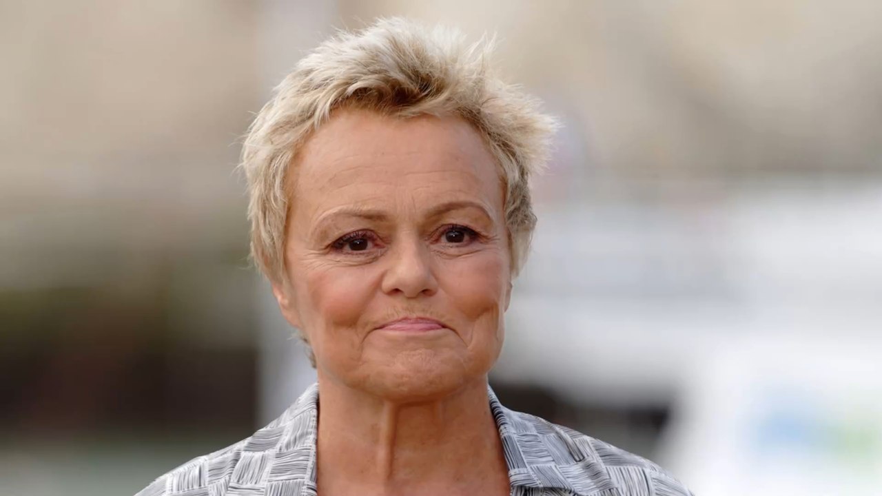 Muriel Robin dans Sept à Huit : "mon père n'était pas mon père" , son terrible secret de famille