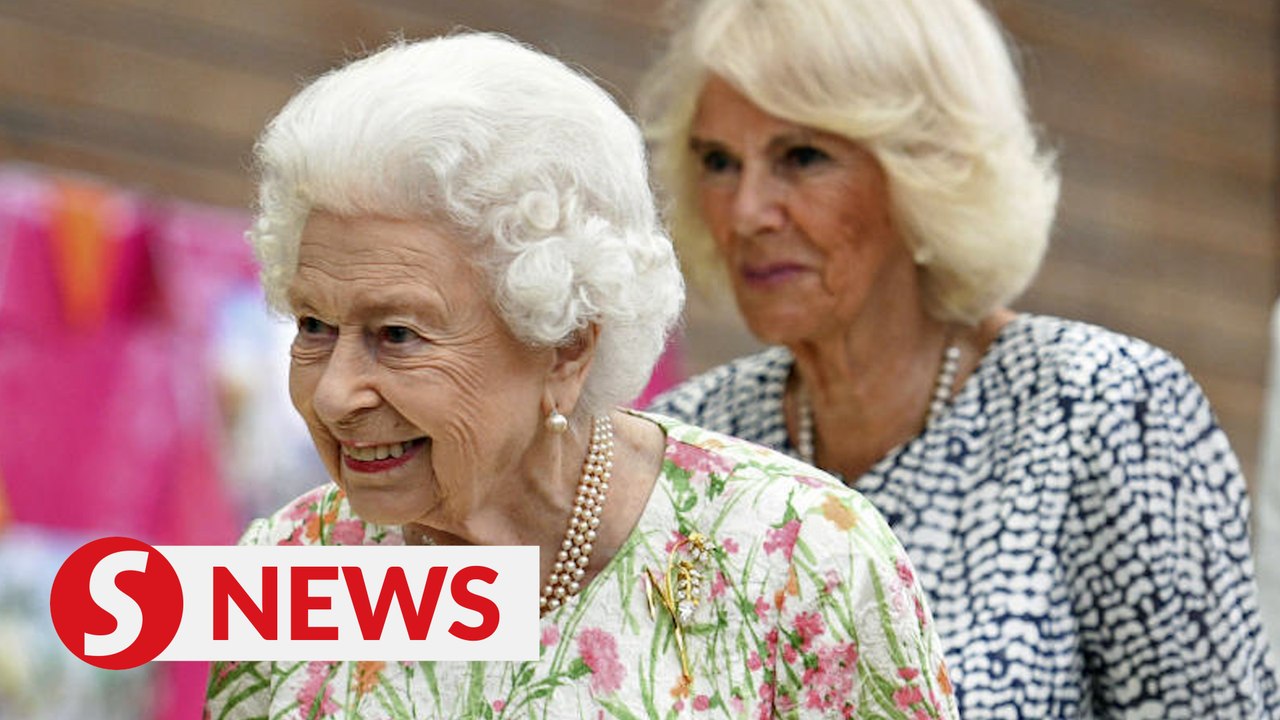 UK's Elizabeth wants Charles' wife to be 'Queen Camilla' when he's king