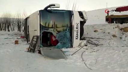 Yolcu otobüsü kaza yaptı: Çok sayıda yaralı var!