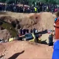 شاهد الجماهير تحيي علي الصحراوي: من هو بطل محاولة إنقاذ الطفل ريان؟