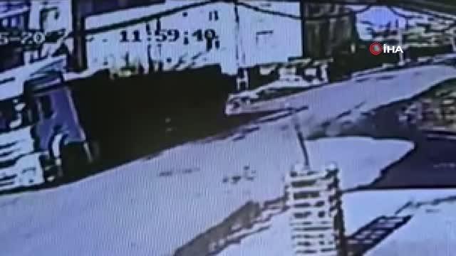 Arnavutköy'de bozuk rögar kapağı kazaya yol açtı