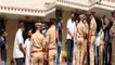 Lata Mangeshkar Demise: लता जी के घर के बाहर सुरक्षा के कड़े इंतजाम, अंतिम दर्शन को पहुंच रहे लोग