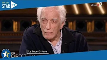 "Il tremble lorsqu'il parle" : gros malaise entre Gérard Darmon et Edwy Plenel dans On est en direct