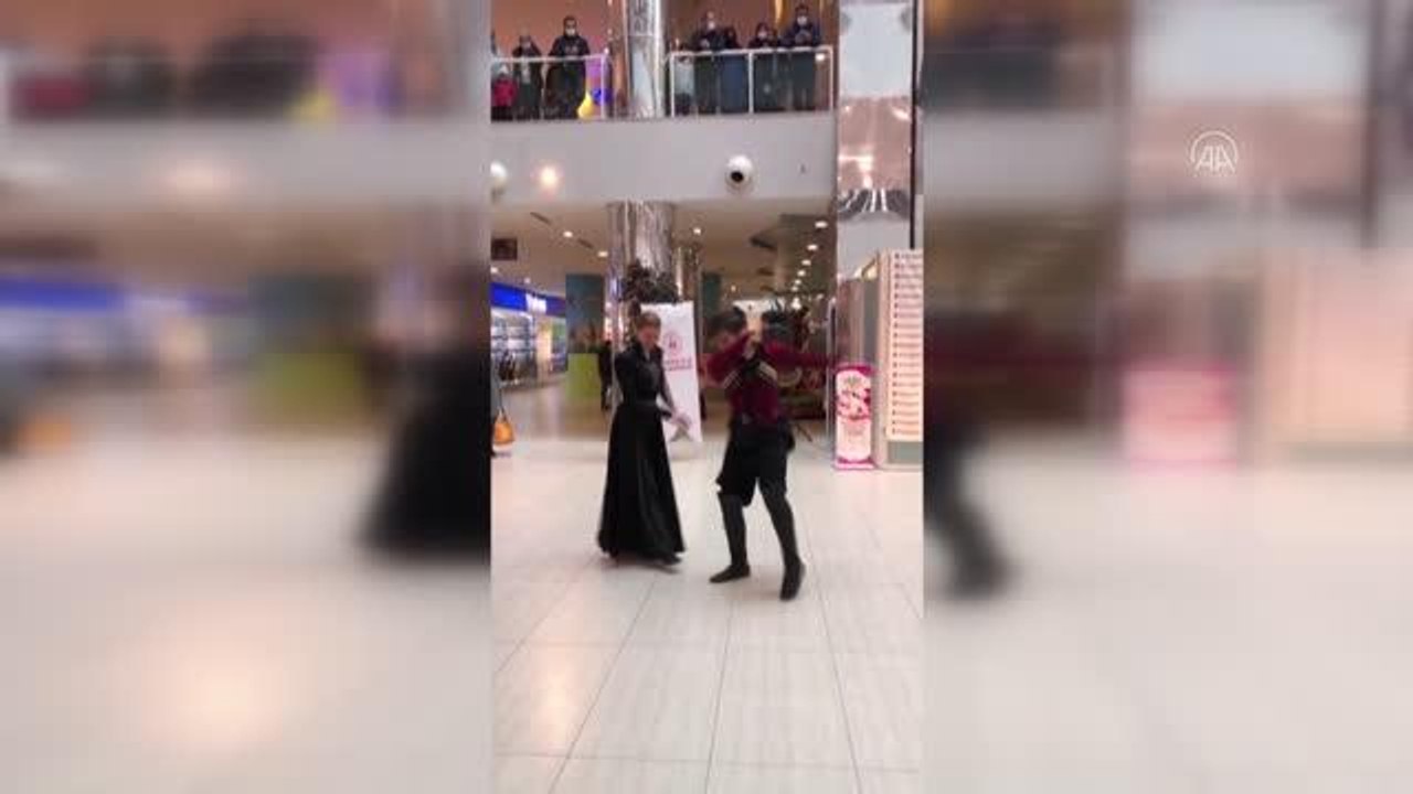 Sosyal medya bağımlısı gençler, spor ve sanat etkinlikleriyle sosyalleşti