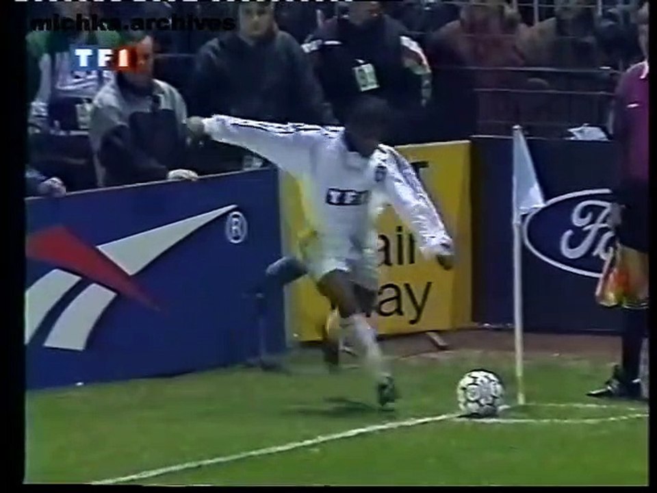 AUXERRE  -  DORTMUND   -  1997  -  3E  -