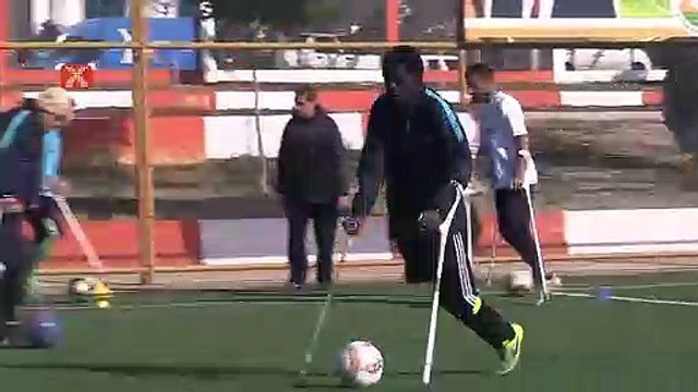 Afrikalı ampute futbolcu, sosyal medya aracılığıyla Şanlıurfa'ya transfer oldu