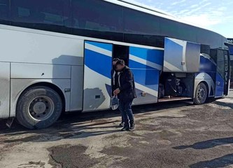 Şehirlerarası otobüsteki yolcunun üzerinden eroin çıktı