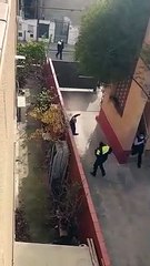 Los Mossos persiguen a un ladrón por los tejados de Barberà (Barcelona)