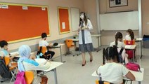 Son Dakika! Milli Eğitim Bakanı Özer'den öğretmen adaylarına müjde: 1 yıllık süreçte şartları yerine getirenler kadroya alınacak