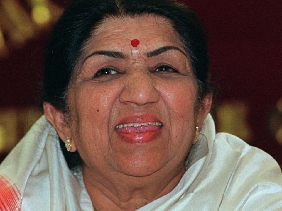 Lata Mangeshkar: 'Nachtigall von Indien' ist tot