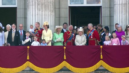 Camilla Parker Bowles, la regina spiazza tutti: "spero diventi sovrana"
