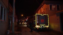 BALIKESİR - Üst katında yangın çıkan 2 katlı ev kullanılamaz hale geldi