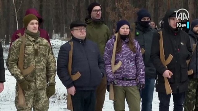 Ukrayna'da sivillere 'panik yapma, hazır ol' eğitimi