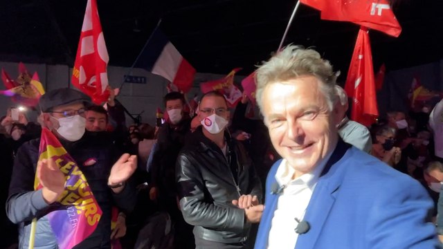 En meeting à Marseille, Fabien Roussel vante «le steack de gauche»