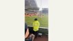 Un fan de Leicester attaque des joueurs de Nottingham après un but