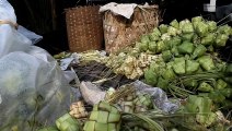 Anyaman Daun Kelapa (Ketupat)