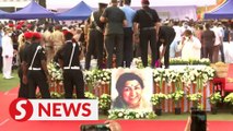 Lata Mangeshkar, 'the Nightingale', given state funeral