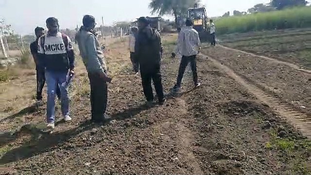 2 हजार बीघा से हटाया अतिक्रमण, दो सौ बीघा फसल की होगी नीलामी