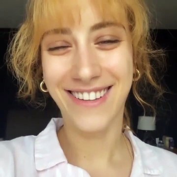 Hazal Kaya Evdeki Herkes Pozitif