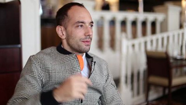 Albert Hammond, Jr. On Wish To Support Arctic Monkeys - NME Interview