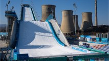 Jeux olympiques de Pékin : pourquoi le piste de ski de Big Air est-elle située dans un décor industriel ?