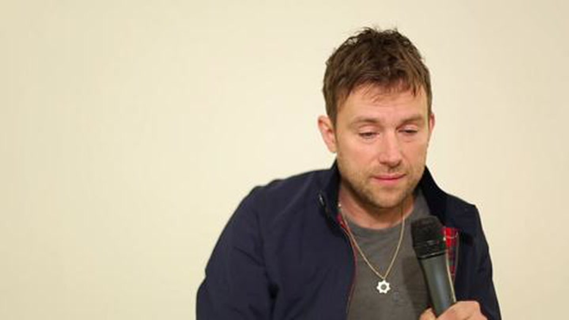 Damon Albarn: 'Everyday Robots Is About My Life' - video Dailymotion