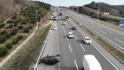 İstanbul Havalimanı yolunda 2 lüks araç kaza yaptı