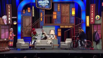 Güldür Güldür'den yüksek elektrik faturalarına gönderme